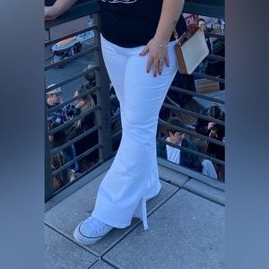 American Eagle. Super high rise flare. Size 16. Worn once.